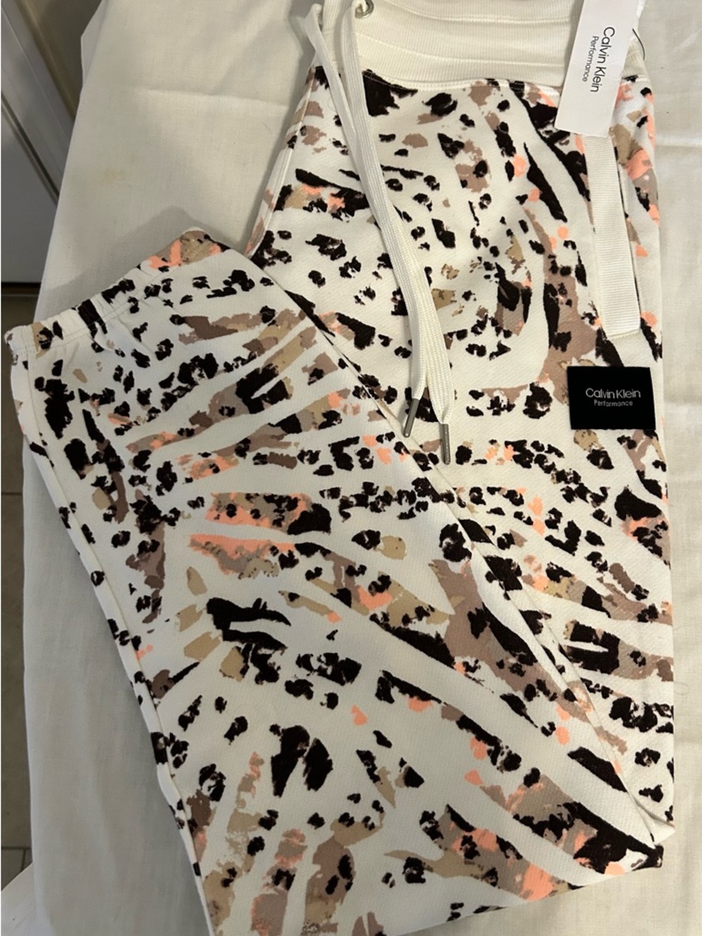 NWT Calvin Klein Performance Animal Print Joggers -Medium
